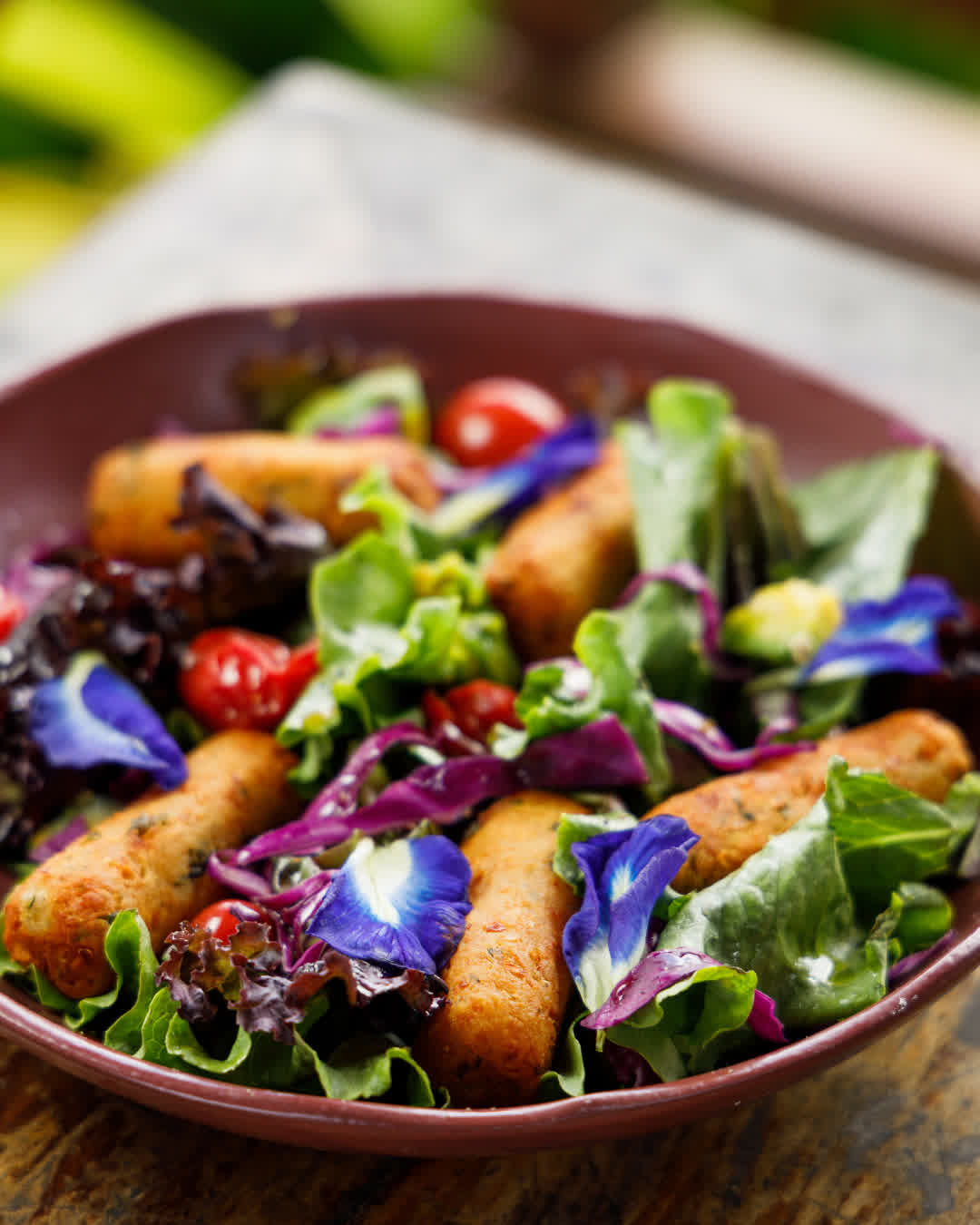 Salada de falafel - Vegana